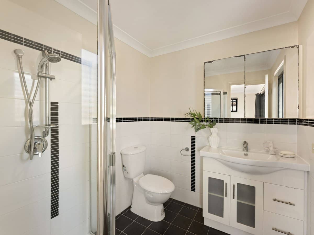 30 Collier Street, STAFFORD - Thumbnail 13