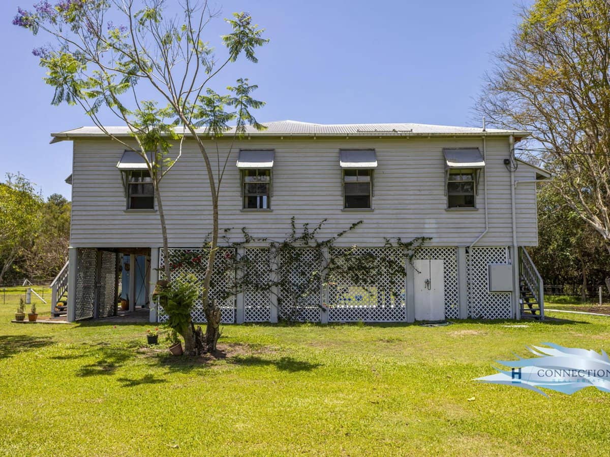 18 Murray Court, BEACHMERE - Thumbnail 6