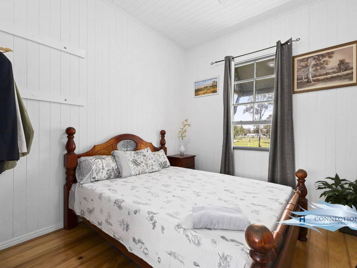 18 Murray Court, BEACHMERE - Thumbnail 26