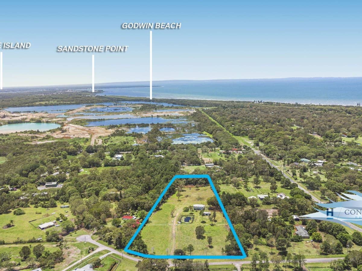 18 Murray Court, BEACHMERE - Thumbnail 30