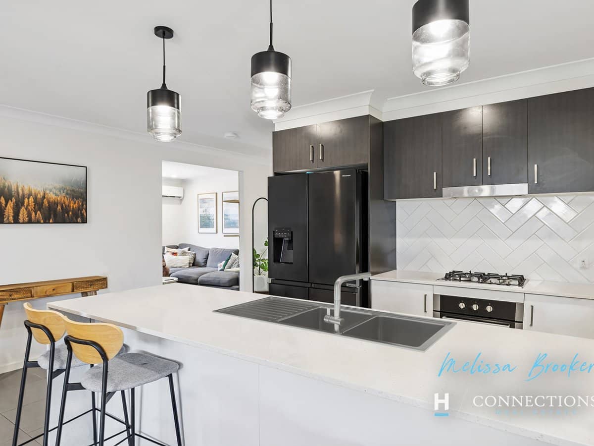 24 Keppel Way, BURPENGARY EAST - Thumbnail 4