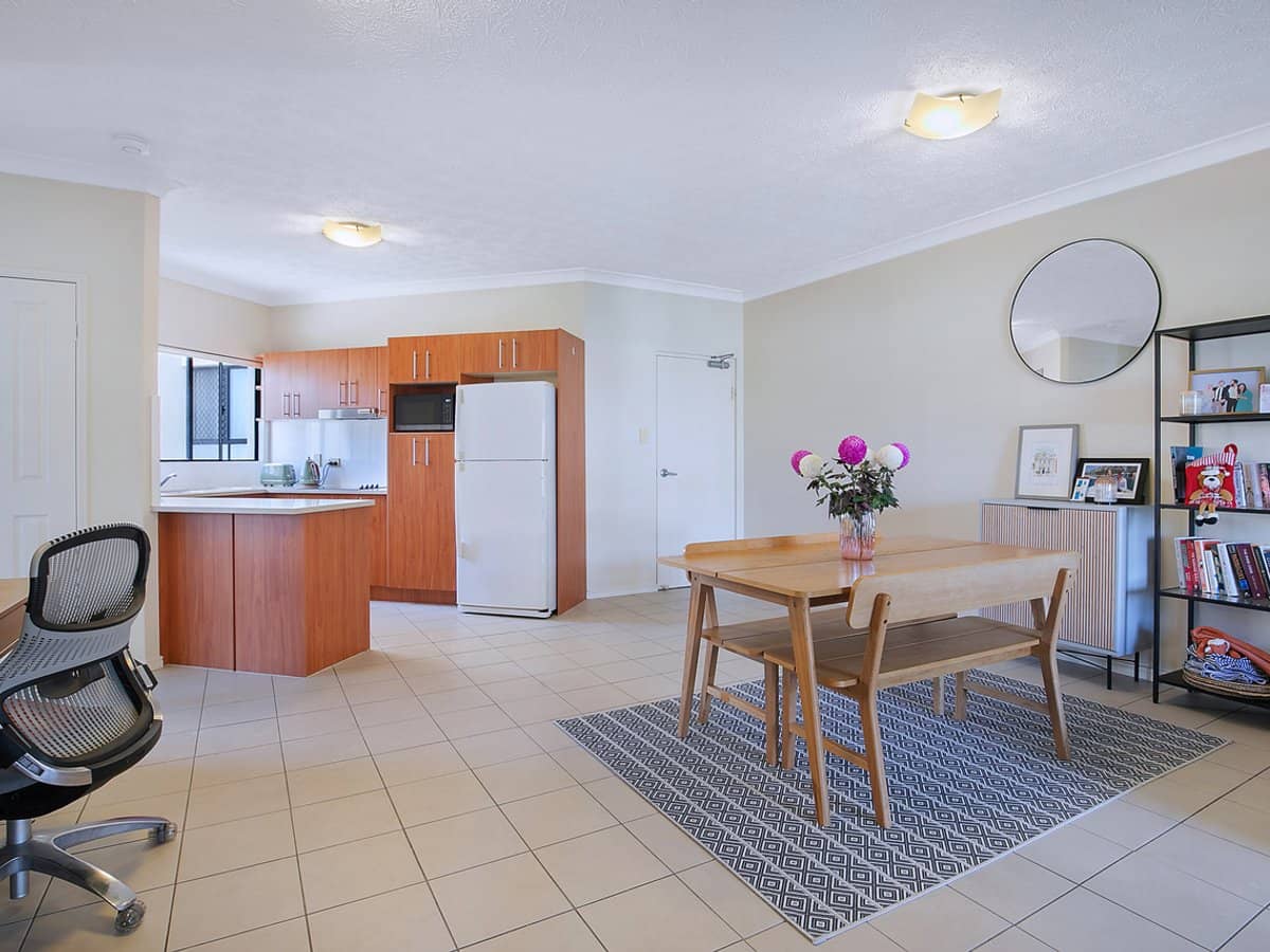 9 Amisfield Avenue, NUNDAH - Thumbnail 5