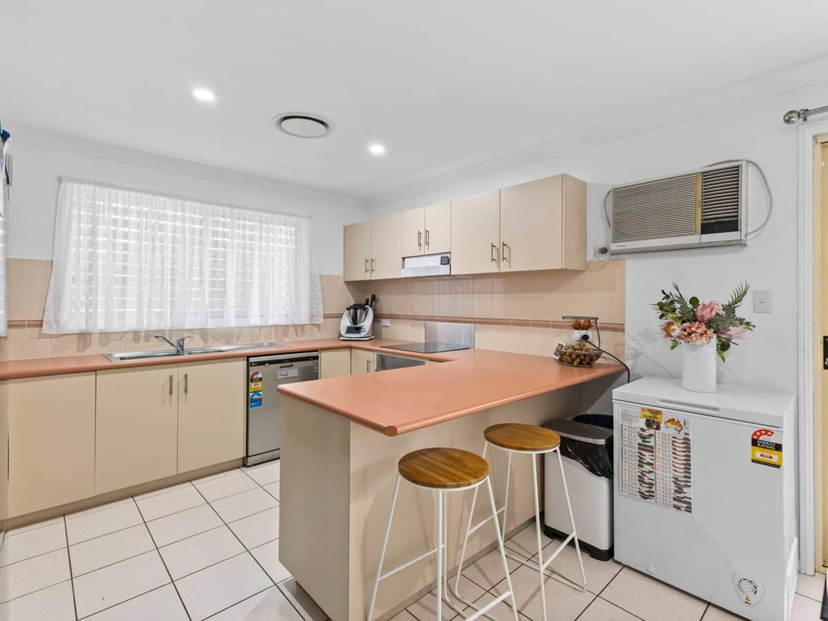 4 Brushtail Crescent, DOOLANDELLA - Thumbnail 3