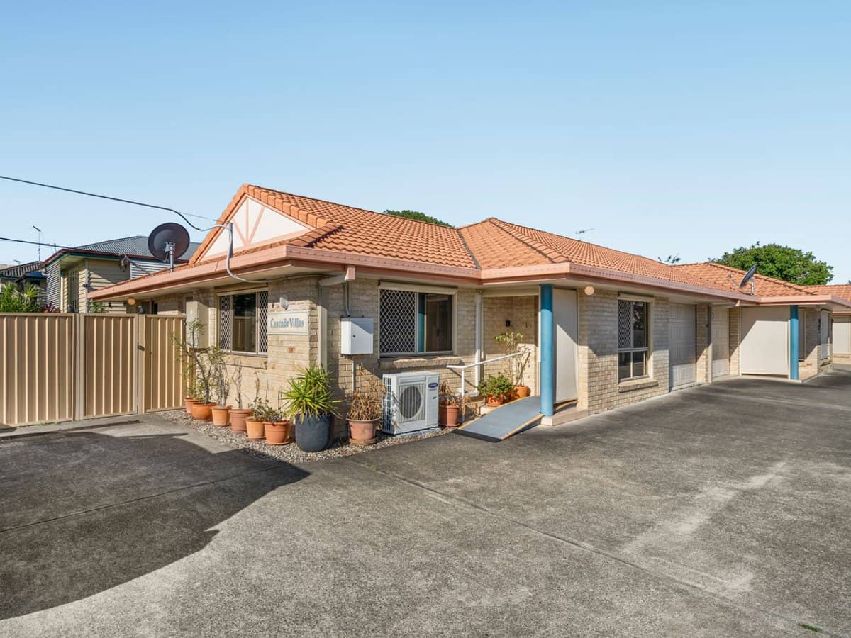 1/12 Mcaneny Street, REDCLIFFE - Thumbnail 1