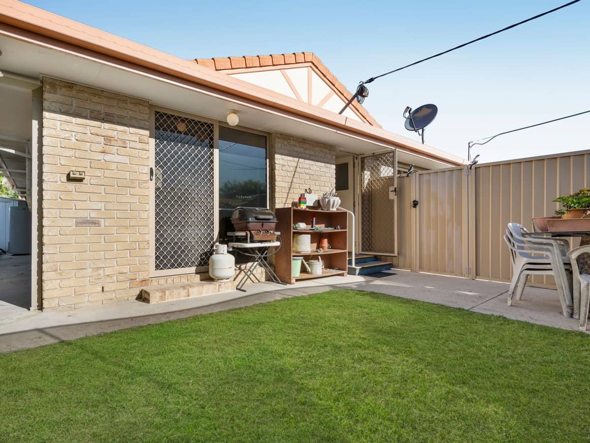 1/12 Mcaneny Street, REDCLIFFE - Thumbnail 11