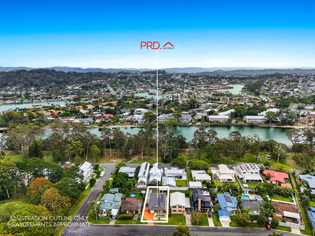 27 Elizabeth Street, CURRUMBIN WATERS - Thumbnail 1