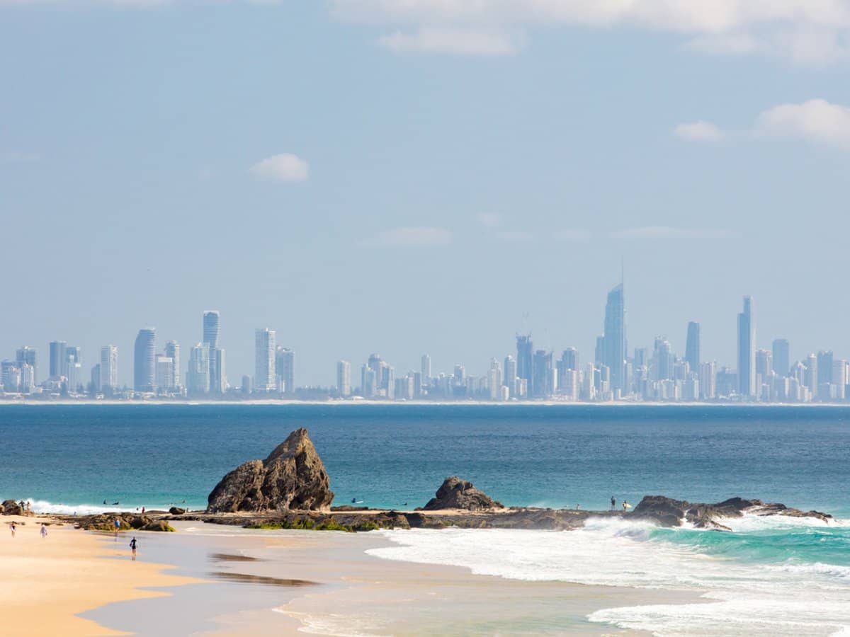 27 Elizabeth Street, CURRUMBIN WATERS - Thumbnail 25