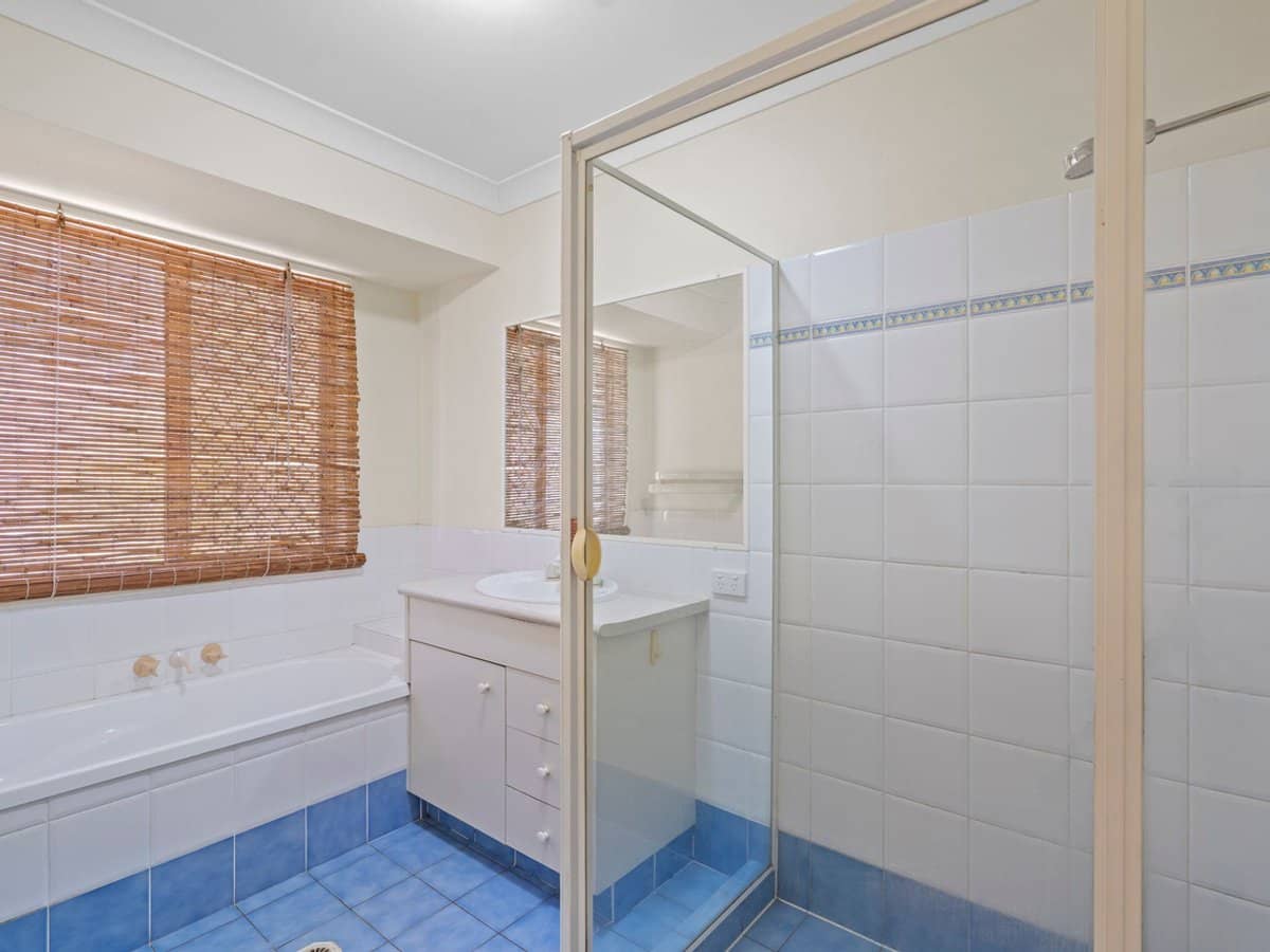 245 Carrington Road, BONOGIN - Thumbnail 16