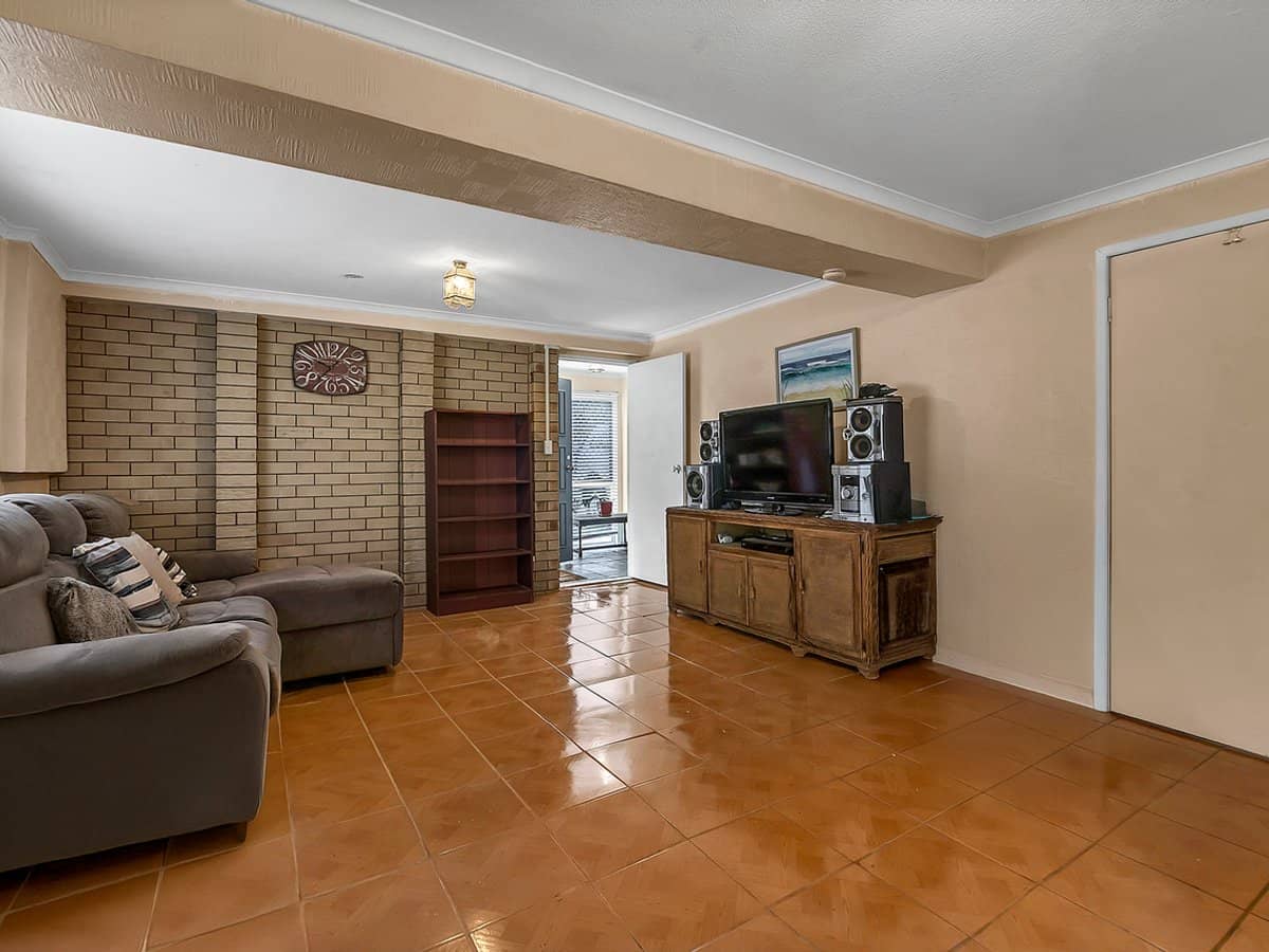 56 Blaxland Crescent, REDBANK PLAINS - Thumbnail 14