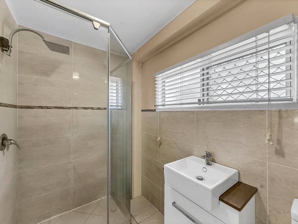 56 Blaxland Crescent, REDBANK PLAINS - Thumbnail 17