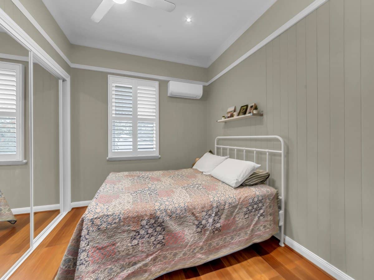 2 Queen Street, NEWTOWN - Thumbnail 12