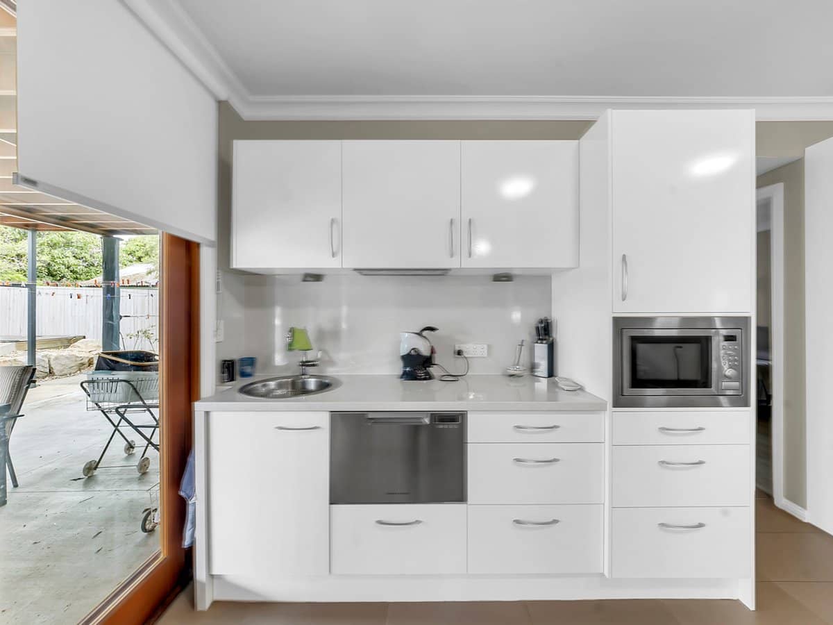 2 Queen Street, NEWTOWN - Thumbnail 19