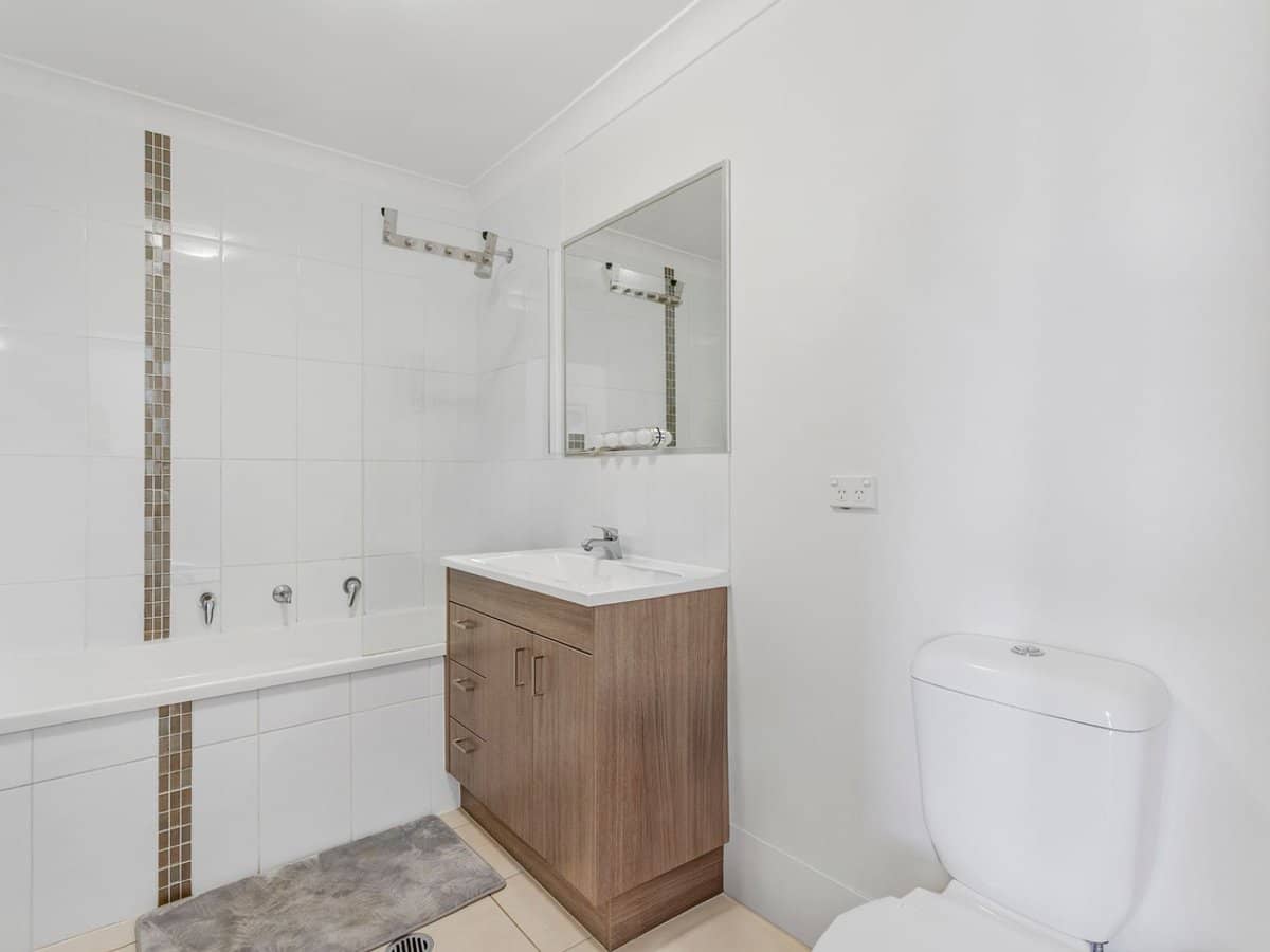 21 Baxter Crescent, CABOOLTURE - Thumbnail 7