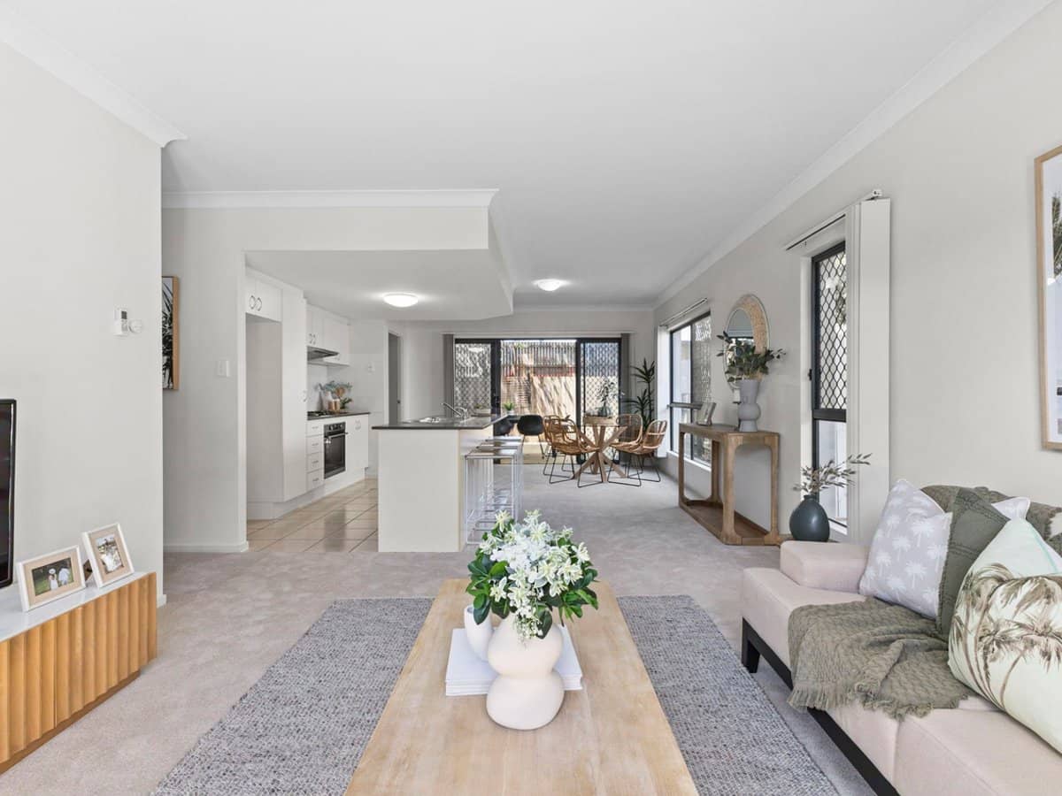 1 Linear Drive, MANGO HILL - Thumbnail 1