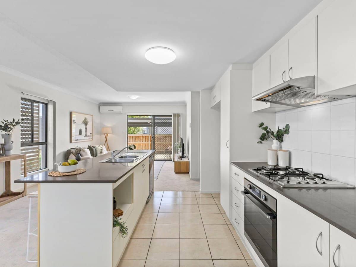 1 Linear Drive, MANGO HILL - Thumbnail 5