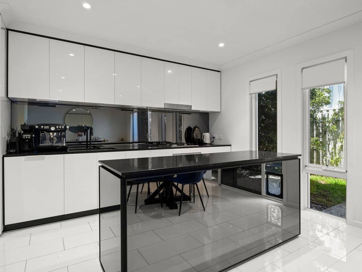 120 Bunya Road, EVERTON HILLS - Thumbnail 5