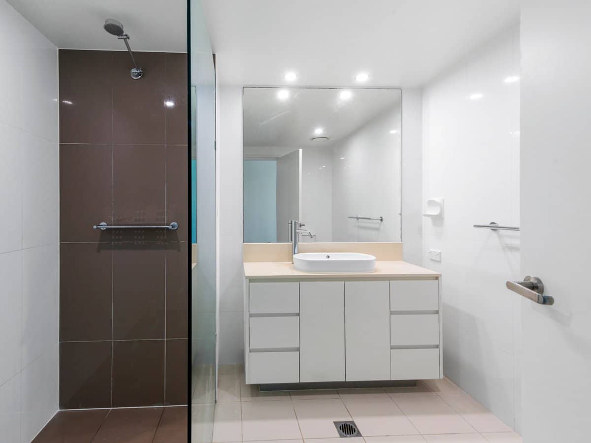 3113 Surfers Paradise Boulevard, SURFERS PARADISE - Thumbnail 11
