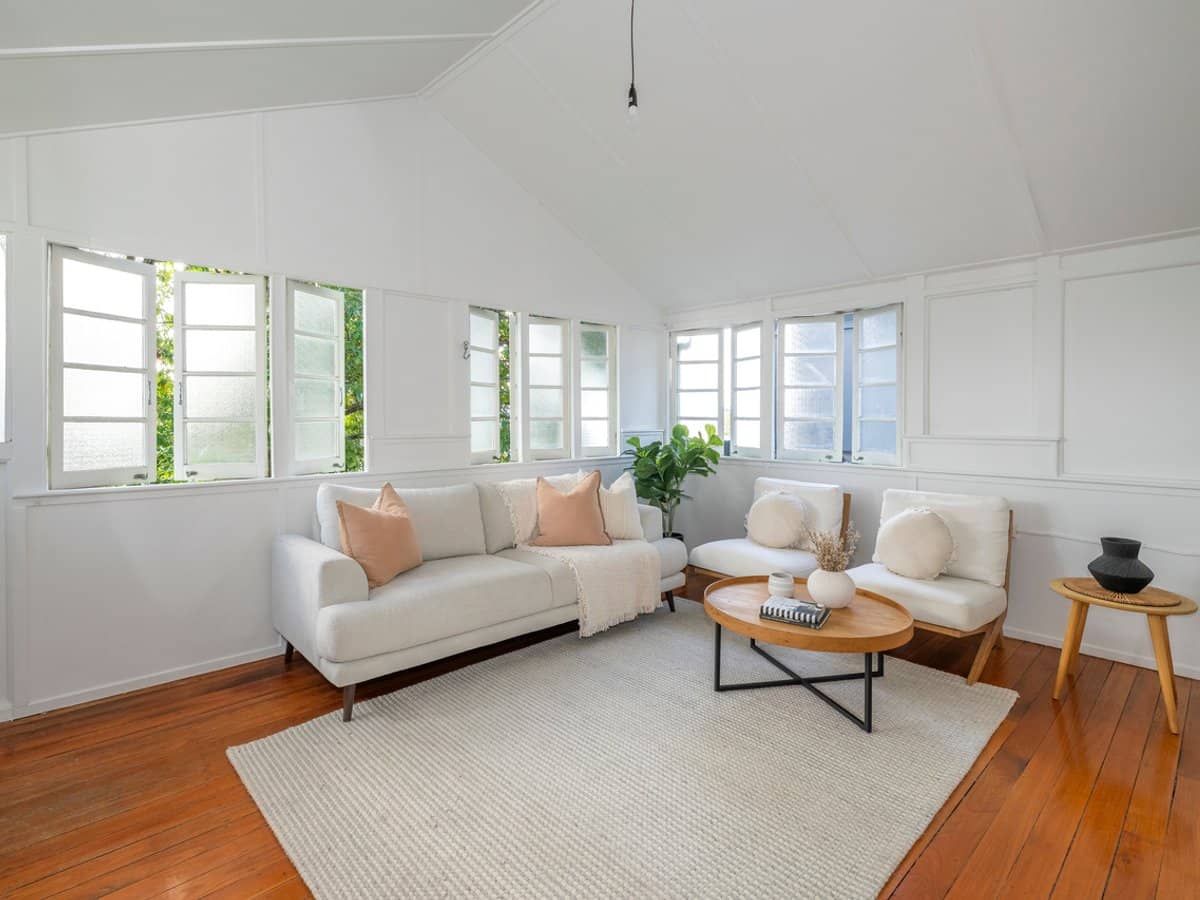 171 Hudson Road, WOOLOOWIN - Thumbnail 3