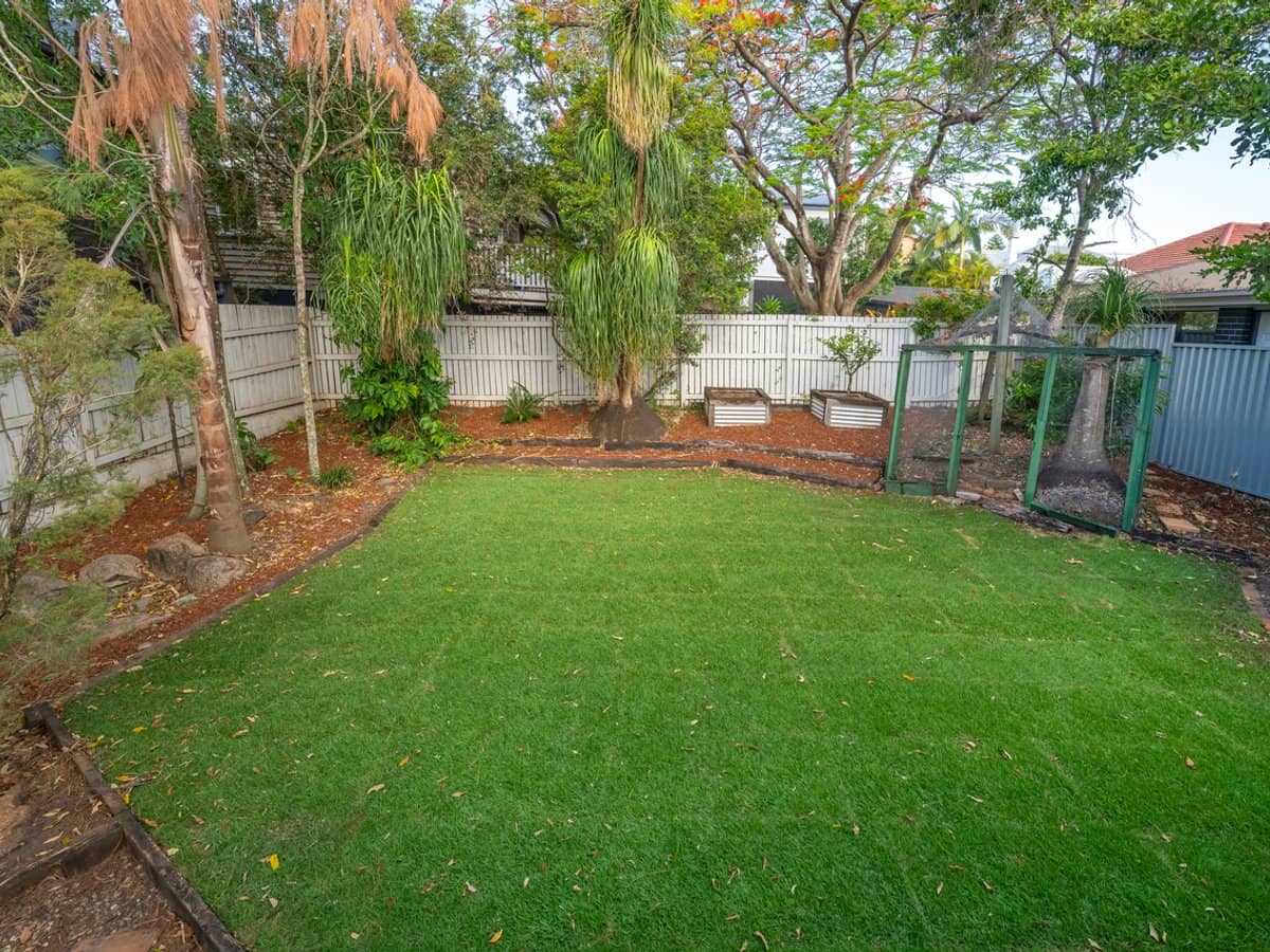 171 Hudson Road, WOOLOOWIN - Thumbnail 14