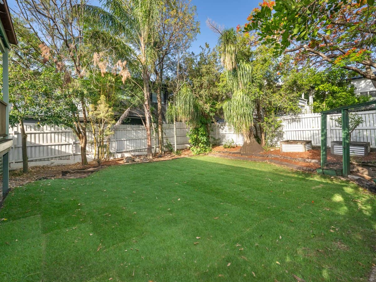 171 Hudson Road, WOOLOOWIN - Thumbnail 15