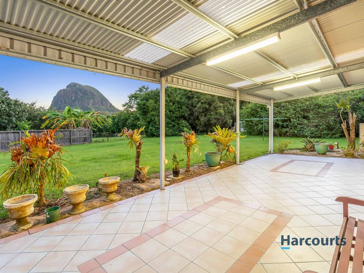 9 Cresthaven Court, GLASS HOUSE MOUNTAINS - Thumbnail 2