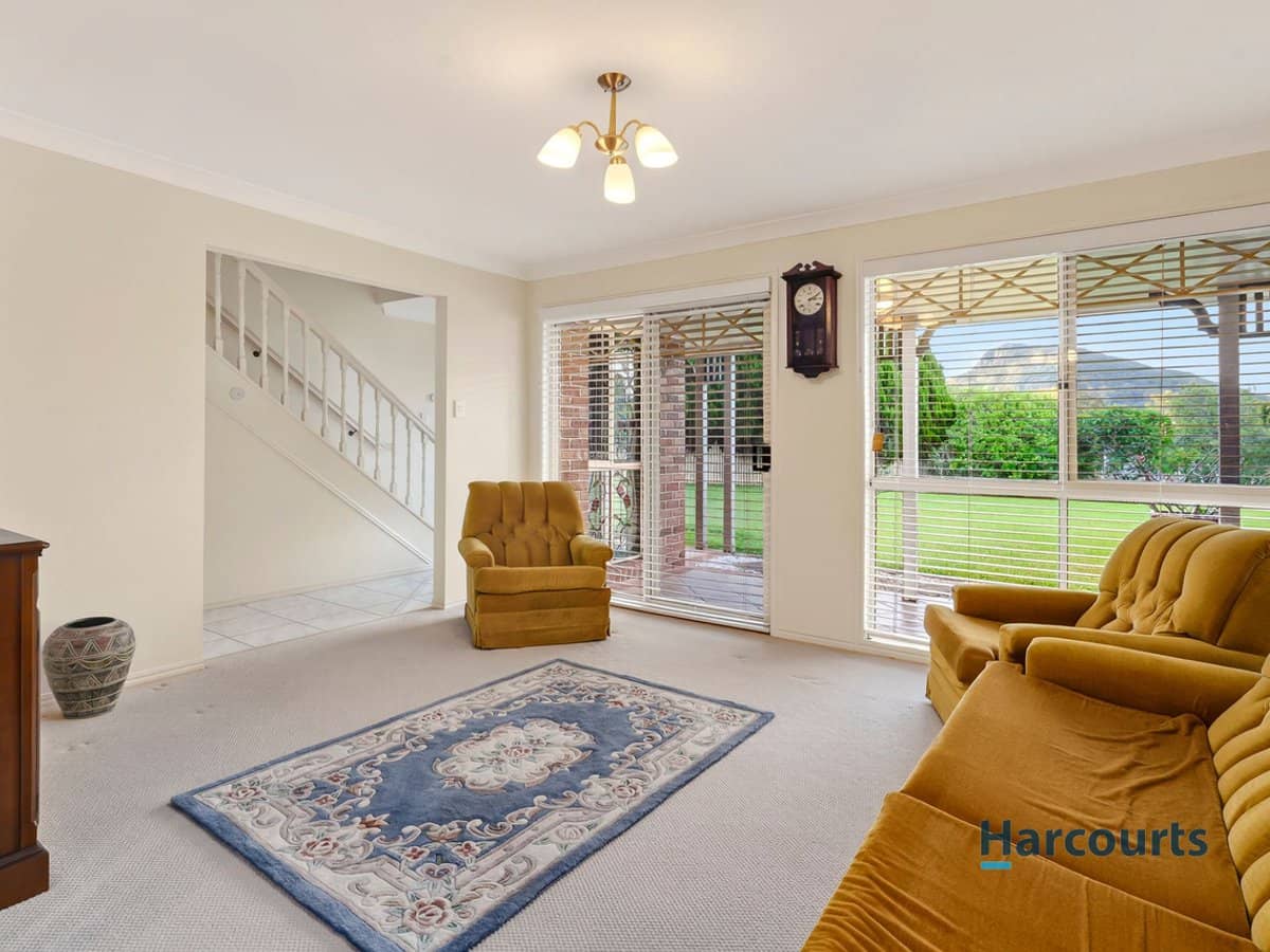 9 Cresthaven Court, GLASS HOUSE MOUNTAINS - Thumbnail 6