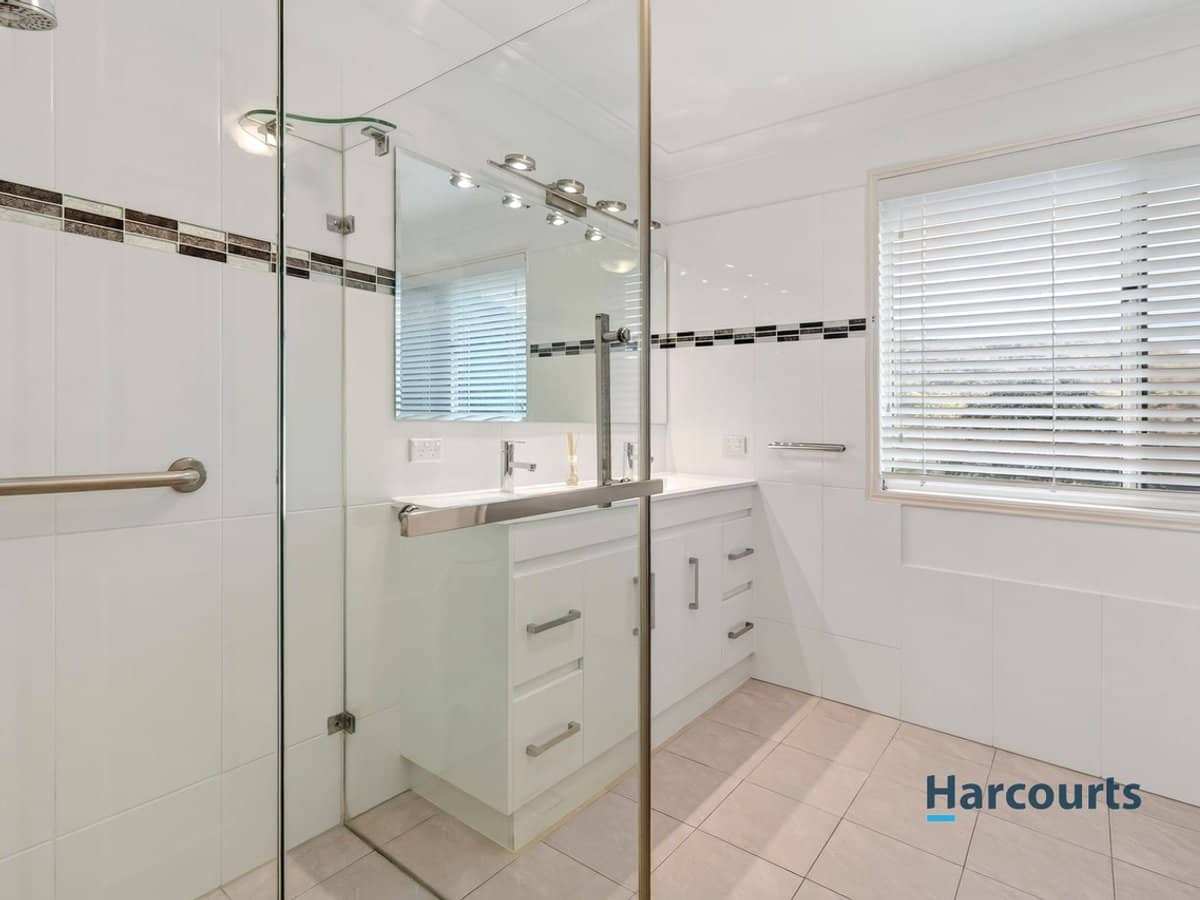 9 Cresthaven Court, GLASS HOUSE MOUNTAINS - Thumbnail 14