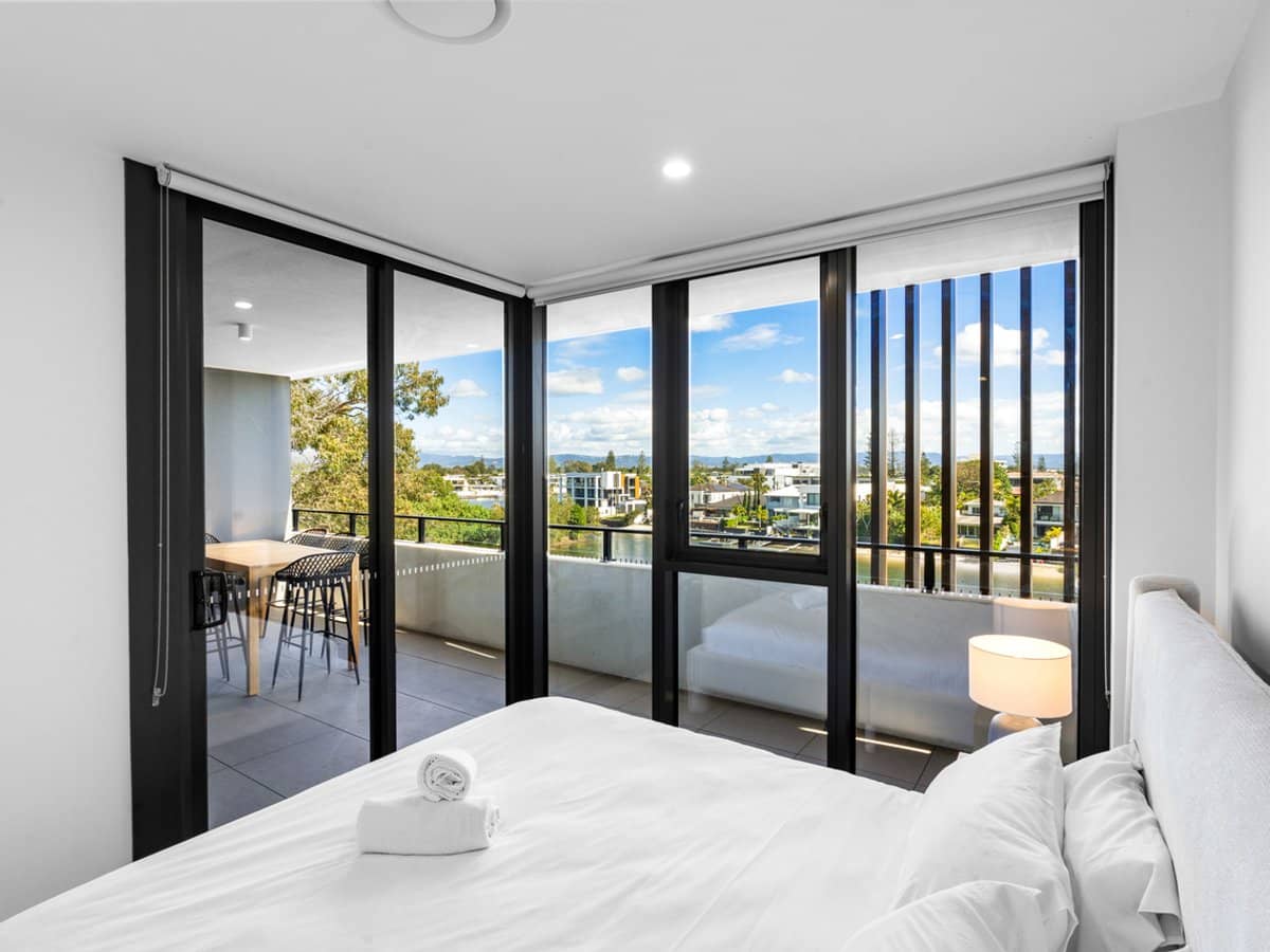 18 Remembrance Drive, SURFERS PARADISE - Thumbnail 16