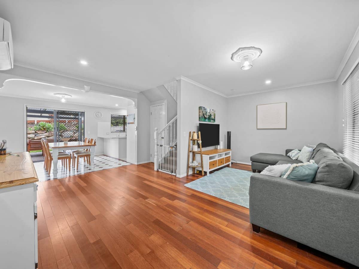 4/61 Paddington Drive, CARRARA - Thumbnail 3