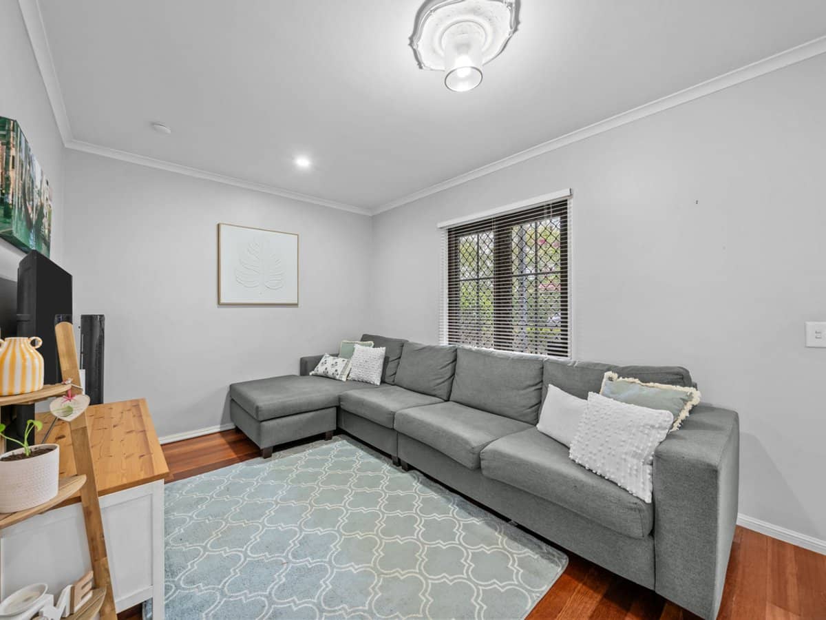 4/61 Paddington Drive, CARRARA - Thumbnail 4