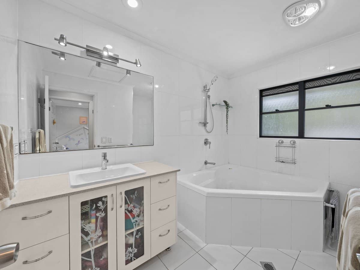 4/61 Paddington Drive, CARRARA - Thumbnail 12