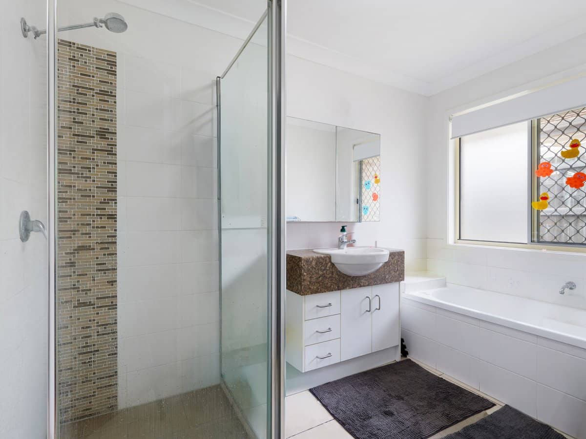 13 Bidmead Circuit, PIMPAMA - Thumbnail 11