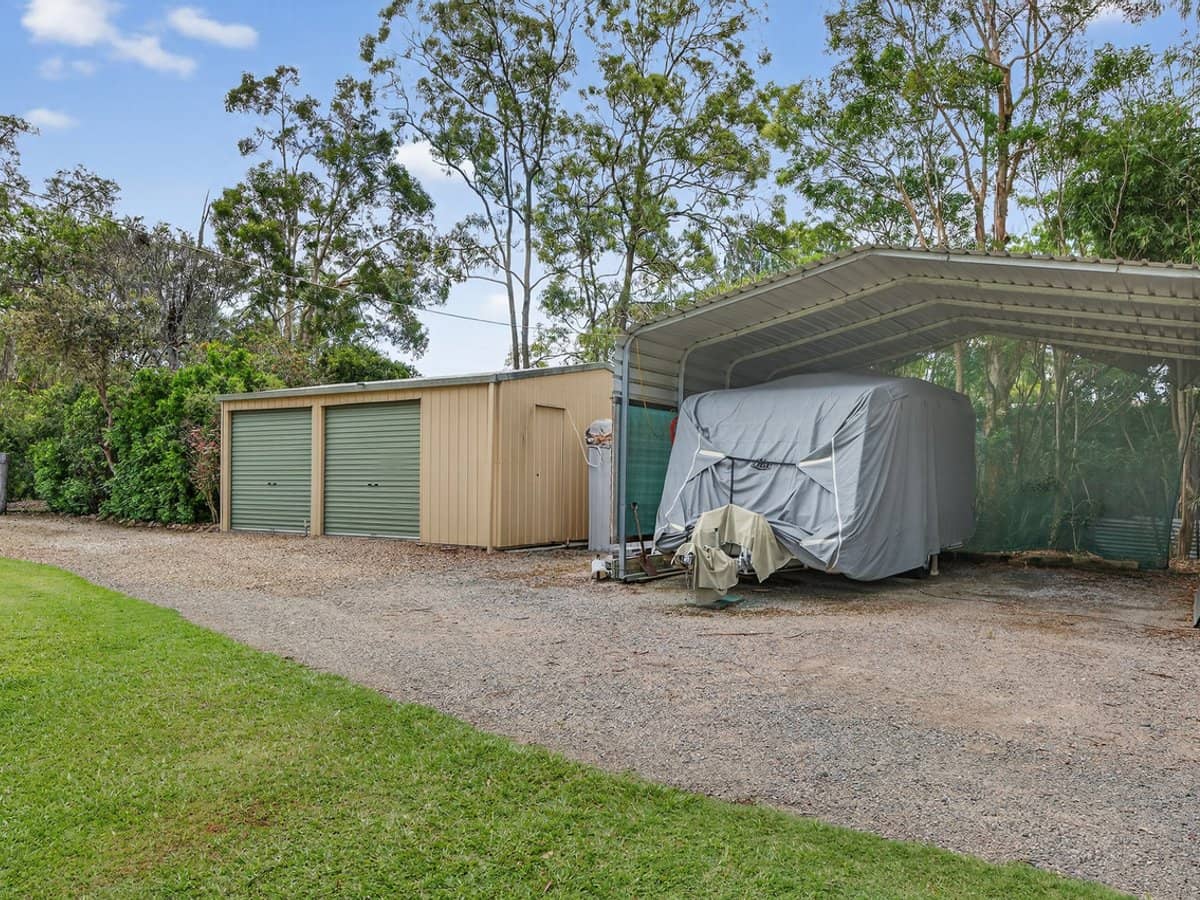 102 Hall Road, ELIMBAH - Thumbnail 3