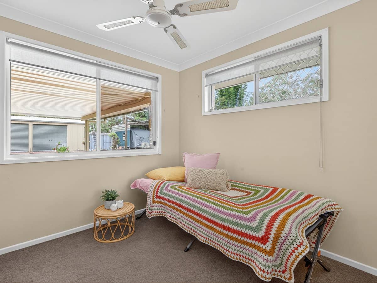 102 Hall Road, ELIMBAH - Thumbnail 15