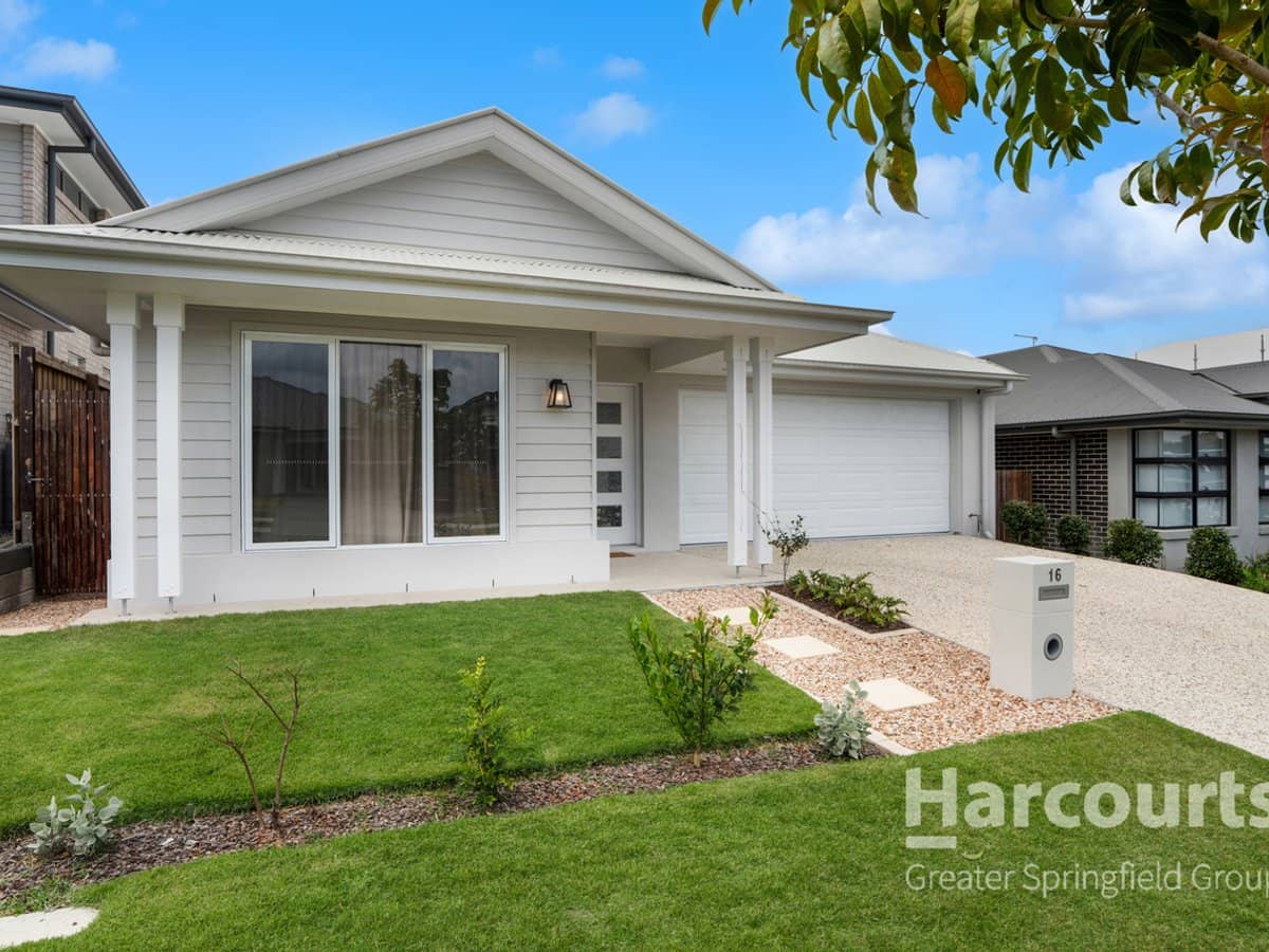 16 Desert Road, GREENBANK - Thumbnail 1