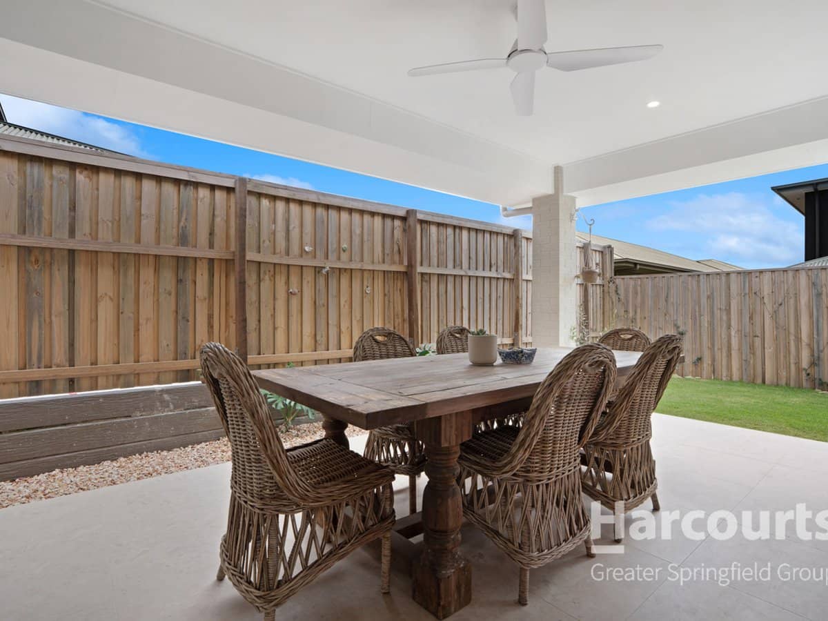 16 Desert Road, GREENBANK - Thumbnail 22