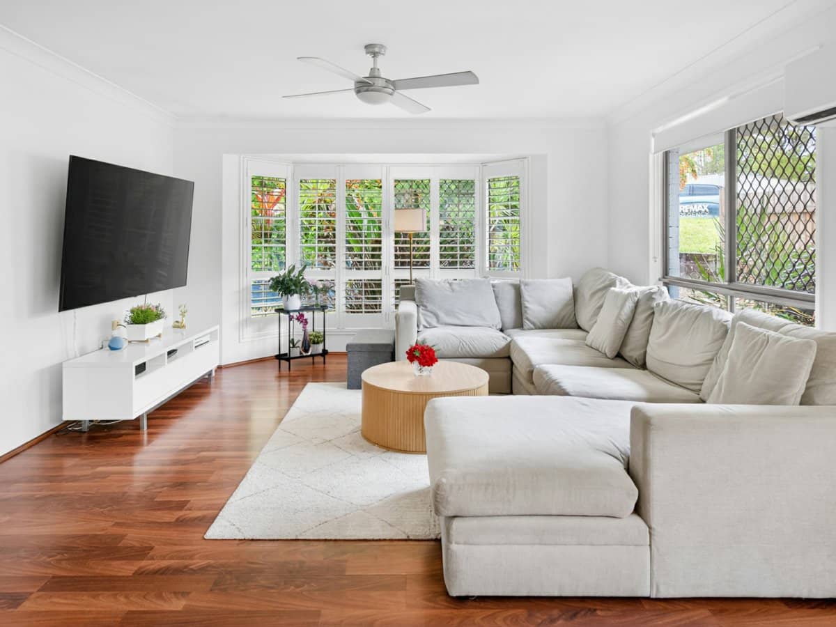 16 Mctaggart Place, CARRARA - Thumbnail 6