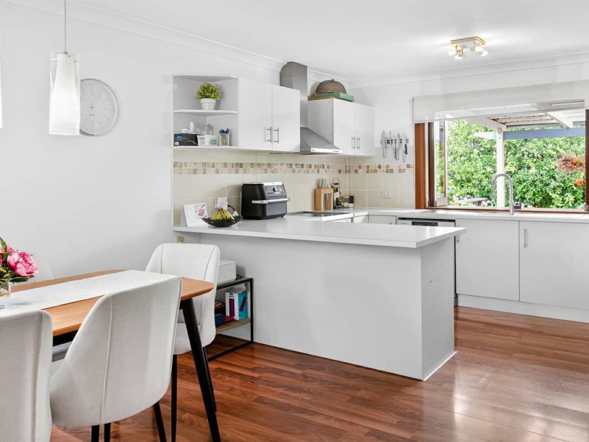 16 Mctaggart Place, CARRARA - Thumbnail 11