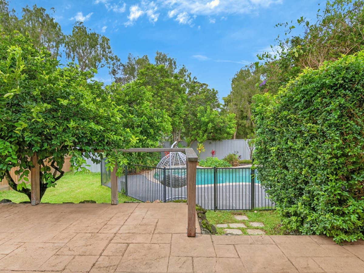 16 Mctaggart Place, CARRARA - Thumbnail 18