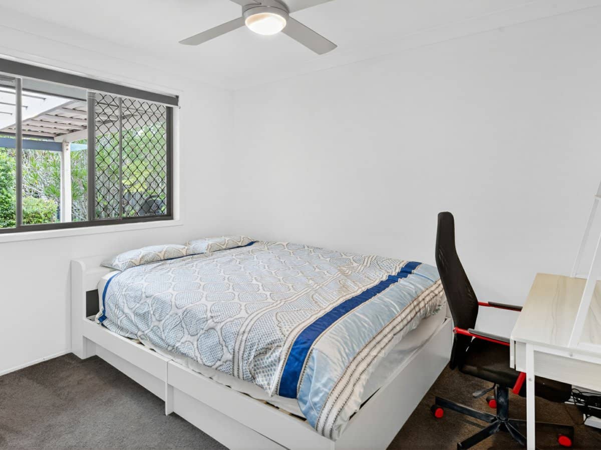 16 Mctaggart Place, CARRARA - Thumbnail 23