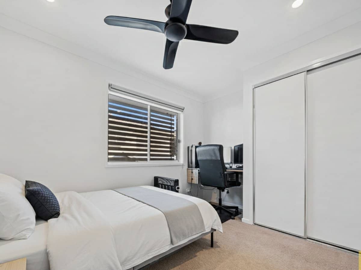 31 Lyrebird Street, LOGANLEA - Thumbnail 5