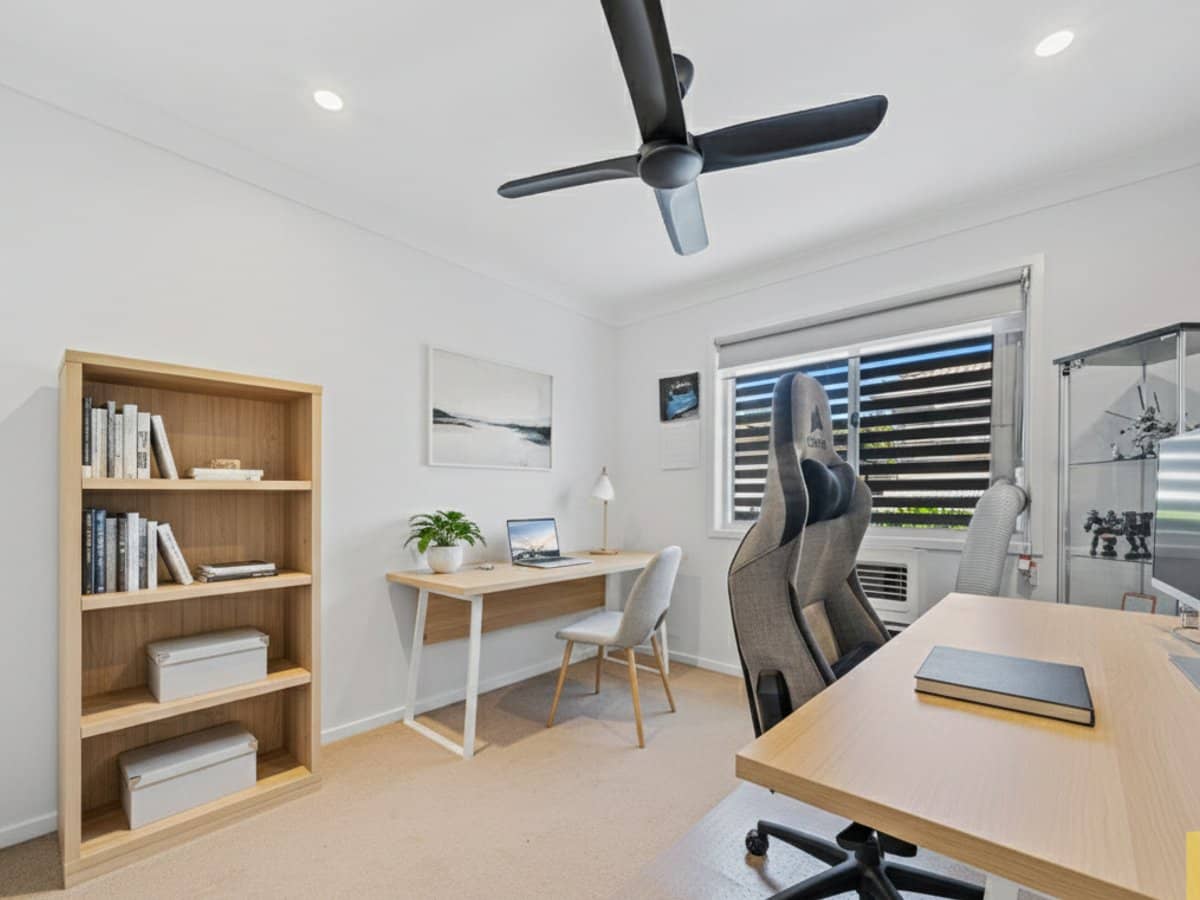 31 Lyrebird Street, LOGANLEA - Thumbnail 6