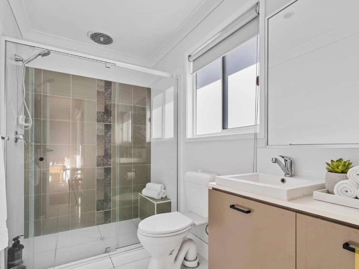 31 Lyrebird Street, LOGANLEA - Thumbnail 8