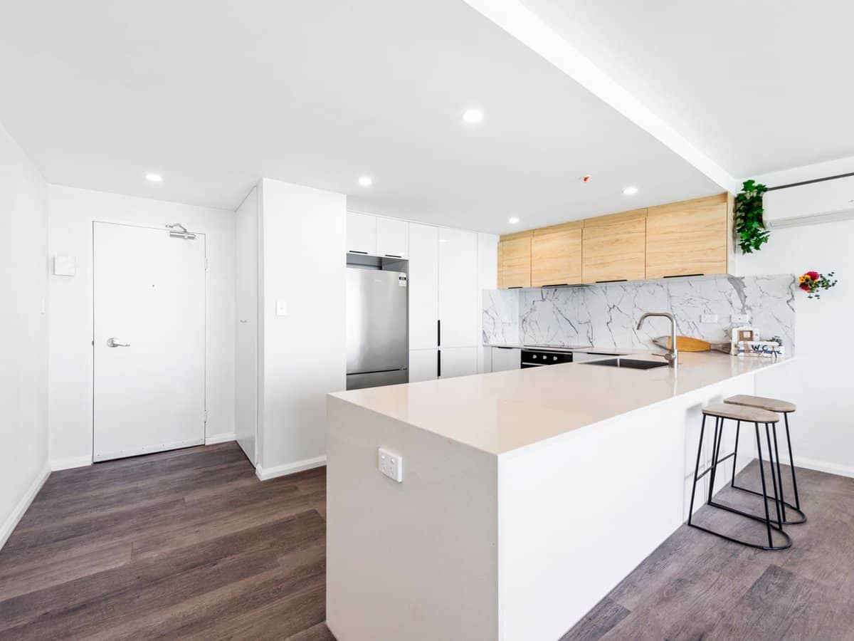 80 The Esplanade, SURFERS PARADISE - Thumbnail 13