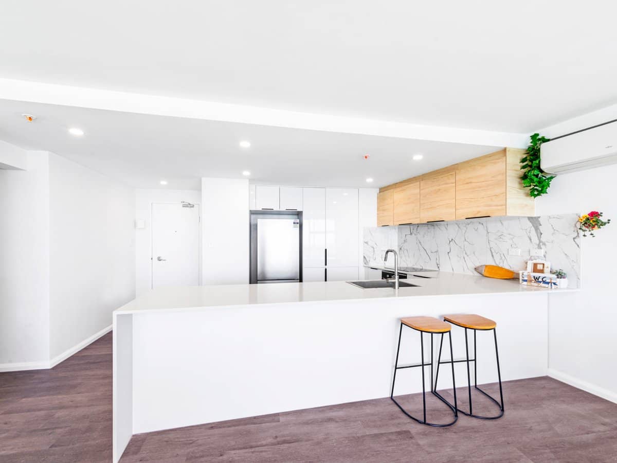 80 The Esplanade, SURFERS PARADISE - Thumbnail 14