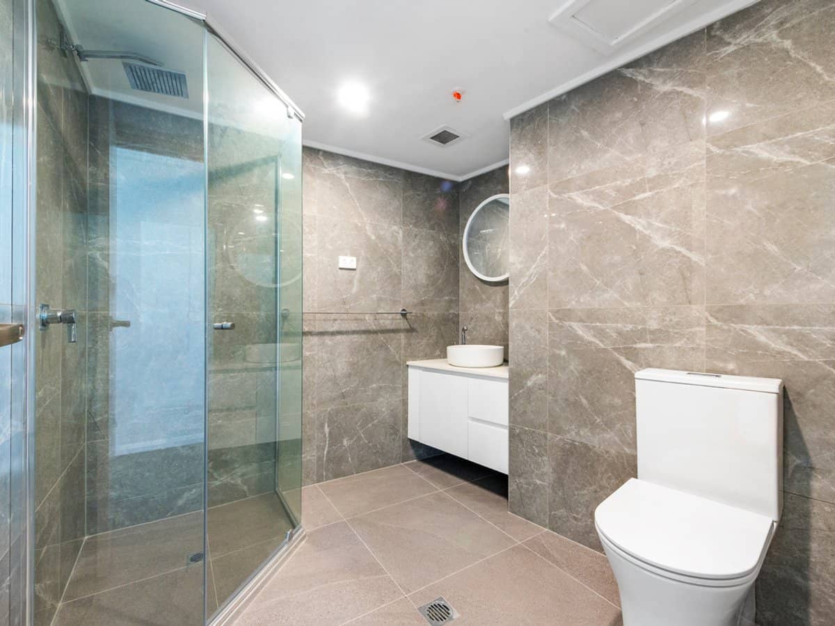 80 The Esplanade, SURFERS PARADISE - Thumbnail 20