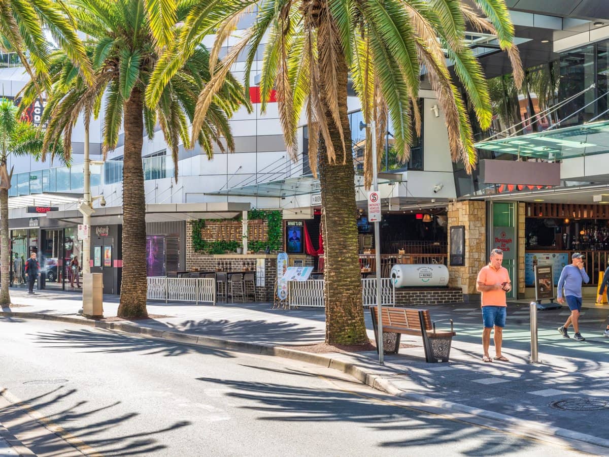 80 The Esplanade, SURFERS PARADISE - Thumbnail 34