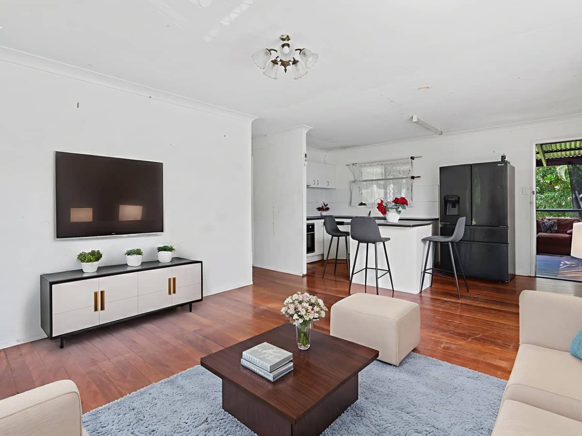 17 Heather Street, LOGAN CENTRAL - Thumbnail 4