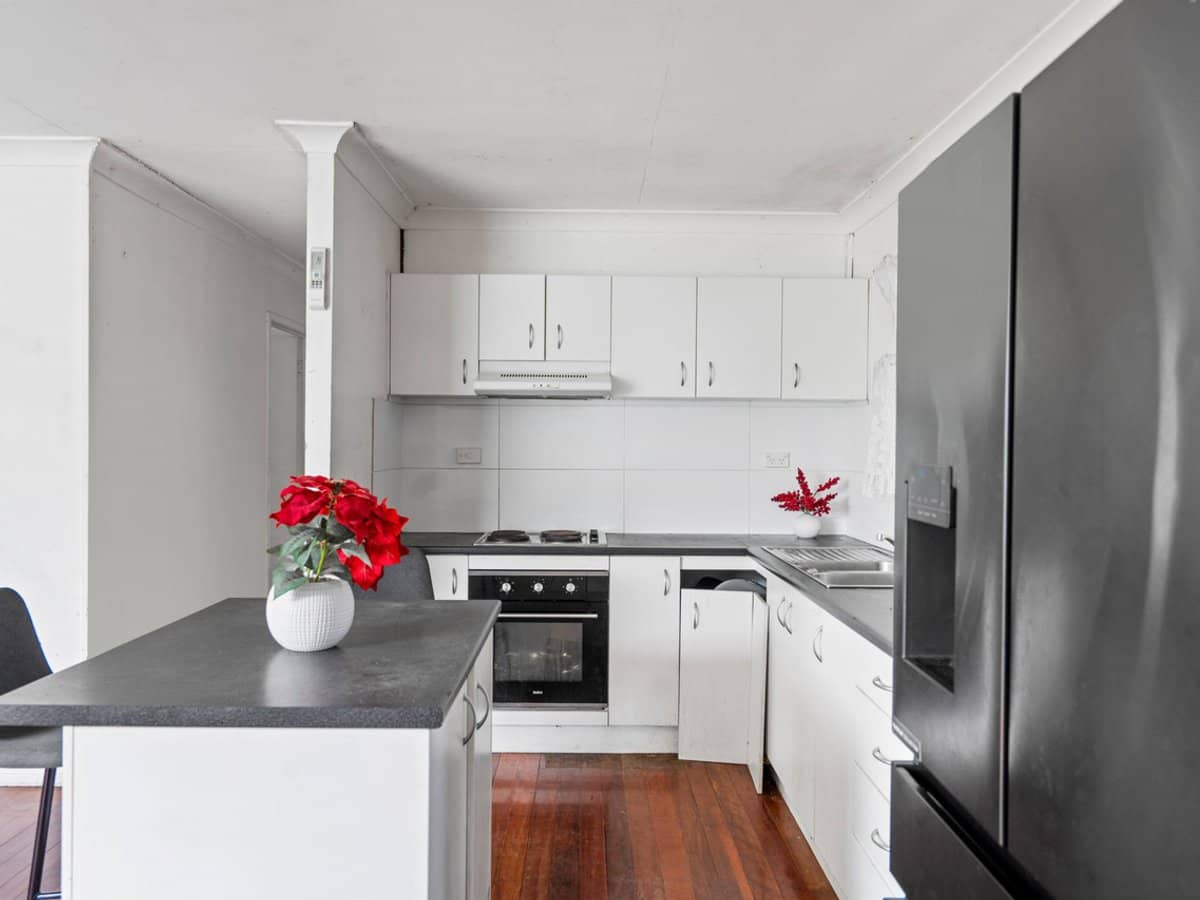 17 Heather Street, LOGAN CENTRAL - Thumbnail 6