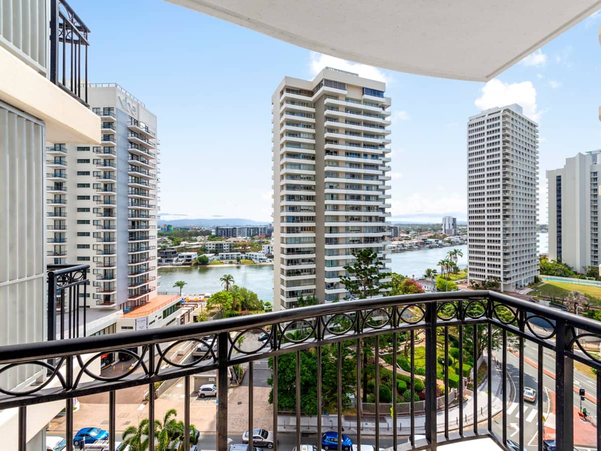 23 Ferny Avenue, SURFERS PARADISE - Thumbnail 14